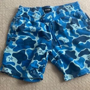 sweatshirts blue camo